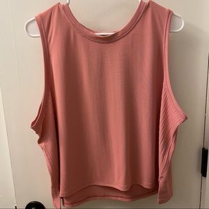 Lululemon Train to Be Cropped tank! Size 14, Dusty Rose color!